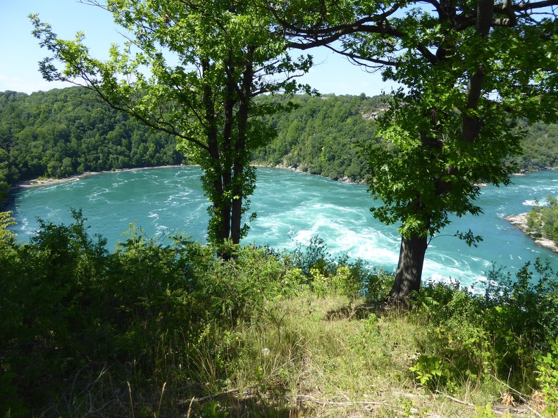 Whirlpools along the Niagara river