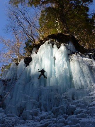 Ice climbing Yukawa ・湯川でアイスクライミング
